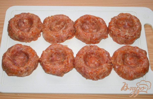 Мясные гнездышки с грибами и сыром с пшеном на гарнир Мясные гнездышки с грибами и сыром с пшеном на гарнир