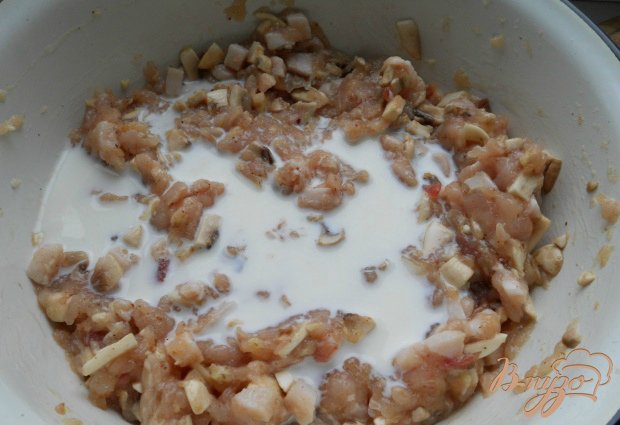 Колбаса куриная с грибами Колбаса куриная с грибами