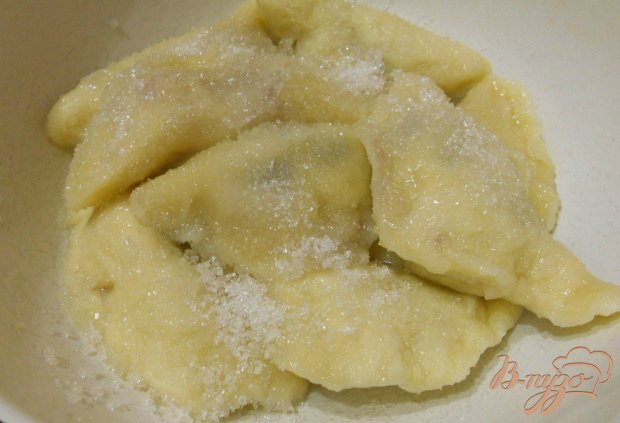 Вареники с вишней Вареники с вишней