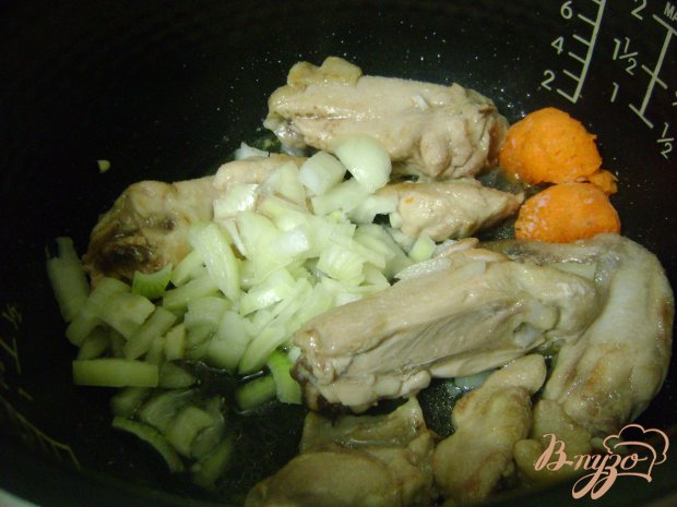 Азу с курицей в мультиварке Азу с курицей в мультиварке