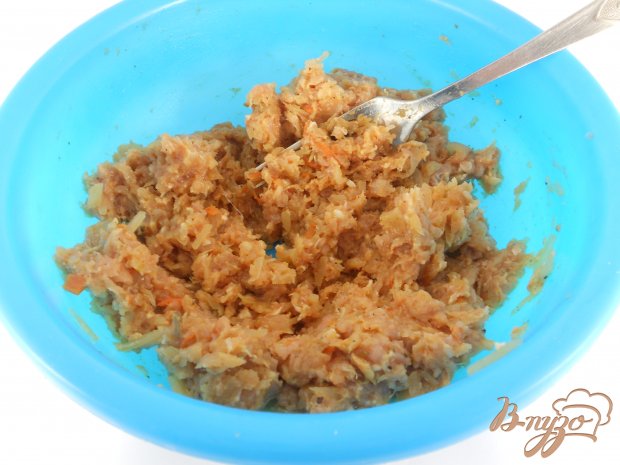 Дрожжевой пирог с мясом и капустой "Хризантема" Дрожжевой пирог с мясом и капустой "Хризантема"