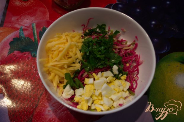 Сырный салат с овощами Сырный салат с овощами