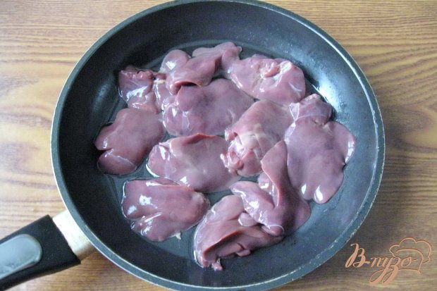 Закусочный крем из куриной печени и грибов Закусочный крем из куриной печени и грибов