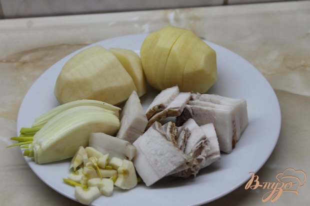 Картофель по - домашнему с беконом и аджикой Картофель по - домашнему с беконом и аджикой