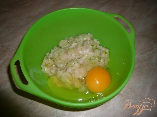 Курино-кабачковые оладьи Курино-кабачковые оладьи