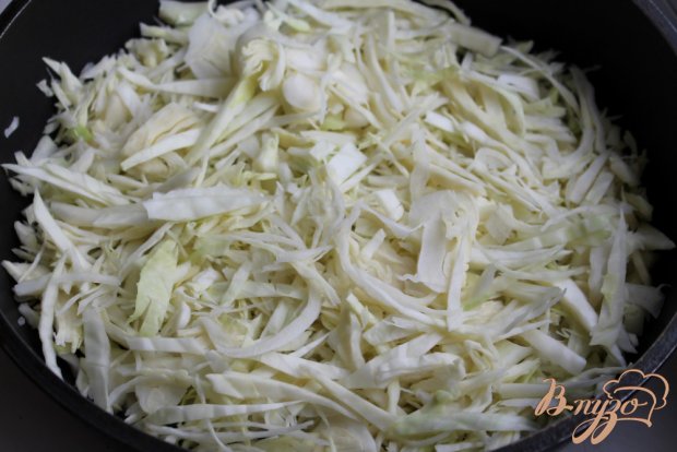 Пирог с капустой и черносливом Пирог с капустой и черносливом