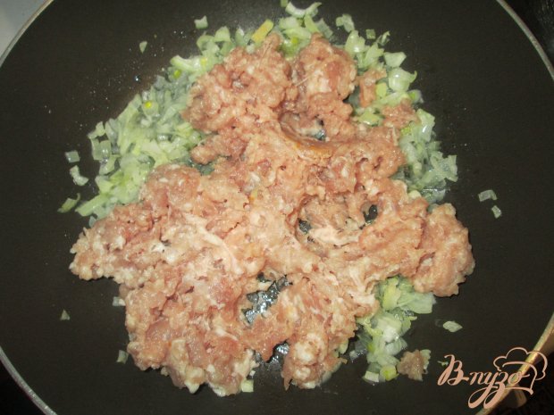 Пирожки с картошкой и фаршем на сковороде Пирожки с картошкой и фаршем на сковороде