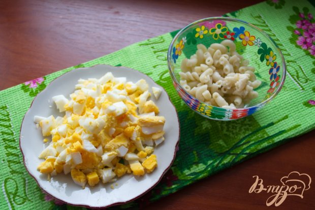 Салат с сыром и сардинами Салат с сыром и сардинами