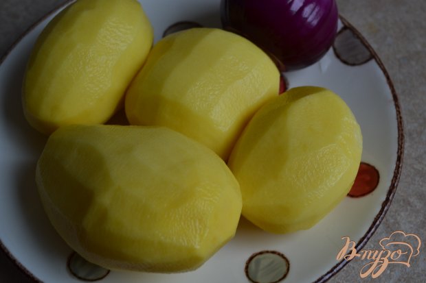 Картофельные рости с красным луком и сыром Картофельные рости с красным луком и сыром