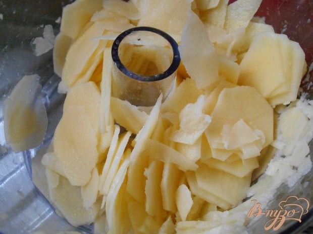 Шашлычки из куриных сердец с жаренным картофелем и овощами-гриль Шашлычки из куриных сердец с жаренным картофелем и овощами-гриль