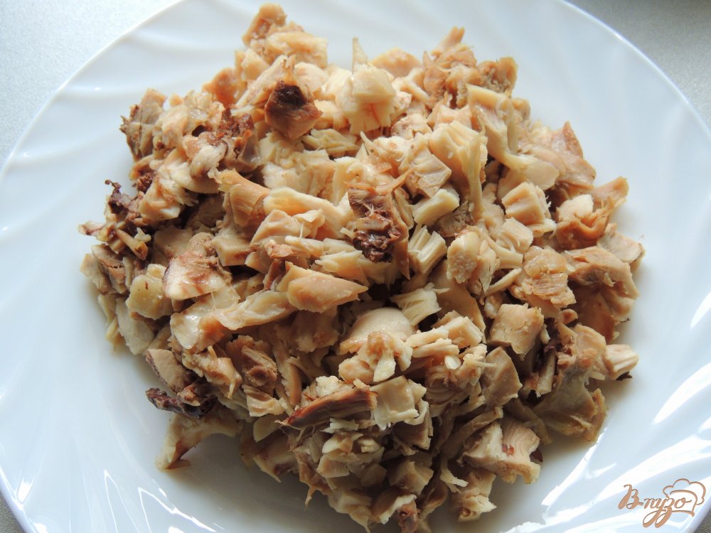 Салат "Пасхальный" с курицей и грибами Салат "Пасхальный" с курицей и грибами