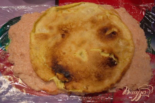 Куриный рулет с омлетом в духовке Куриный рулет с омлетом в духовке