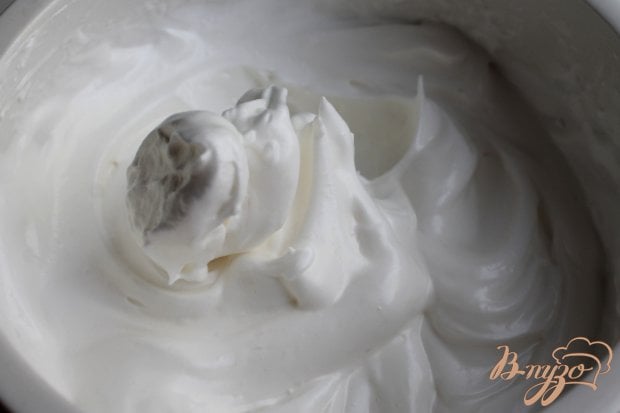 Творожный торт с орехами и глазурью Творожный торт с орехами и глазурью