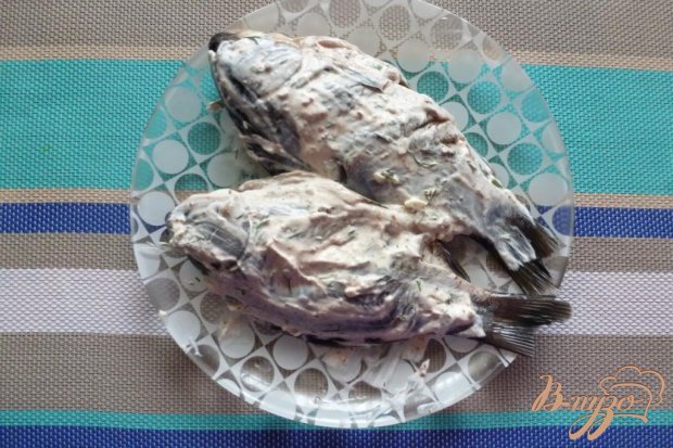 Караси,запеченные в сметанном соусе Караси,запеченные в сметанном соусе