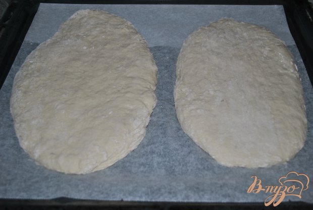 Фокачча с луком, чесноком и помидорами Фокачча с луком, чесноком и помидорами