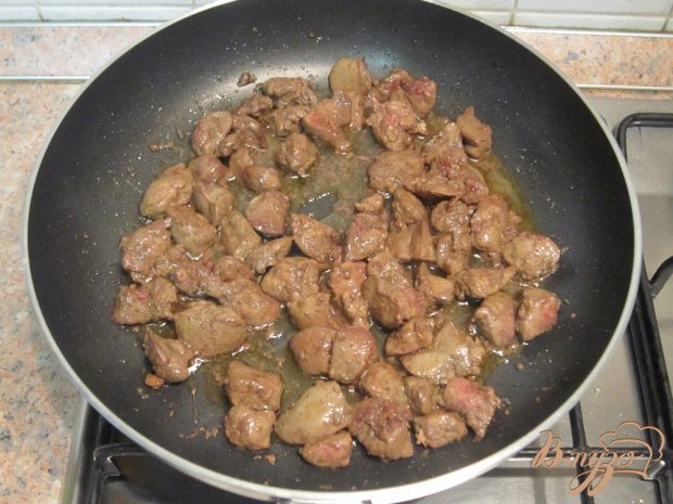 Салат с куриной печенью и грибами Салат с куриной печенью и грибами