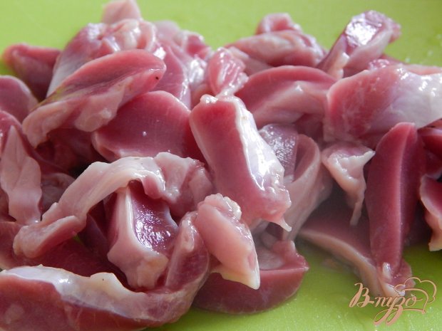 Куриные желудочки с картофелем Куриные желудочки с картофелем
