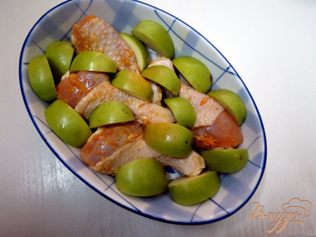 Куриные голени с апельсинами и яблоками Куриные голени с апельсинами и яблоками