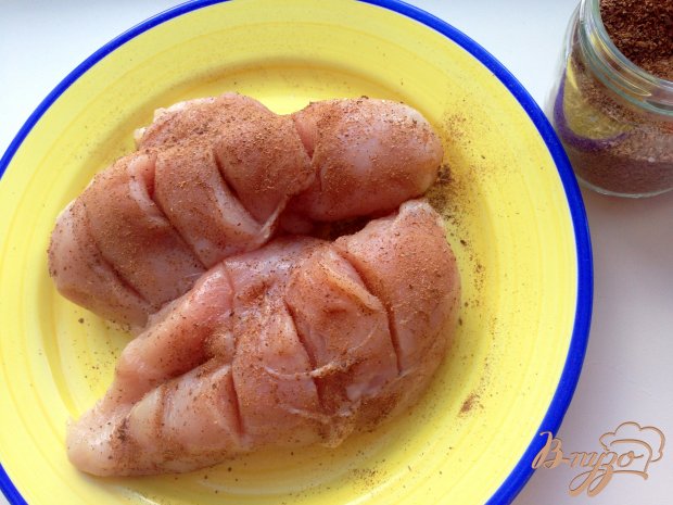 Куриная грудка в сметанном соусе Куриная грудка в сметанном соусе