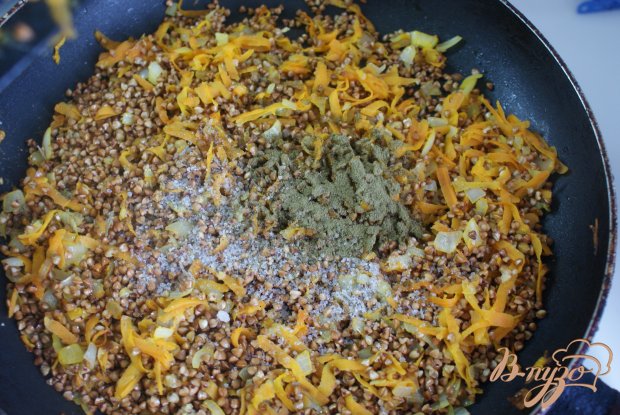 Гречневая каша с овощами и чесноком Гречневая каша с овощами и чесноком