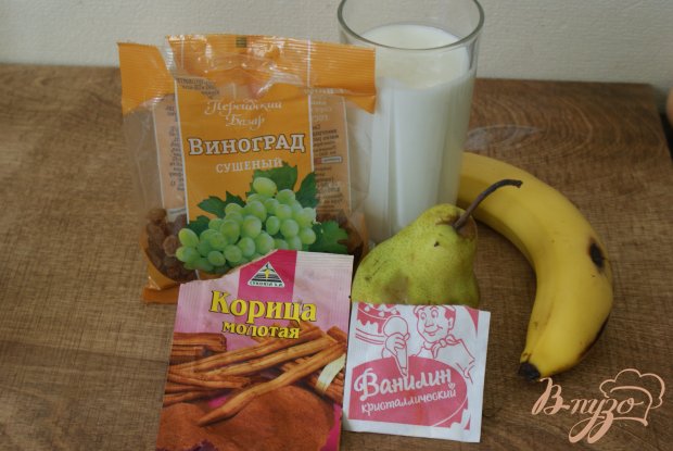 Кефирный смузи с фруктами и изюмом Кефирный смузи с фруктами и изюмом