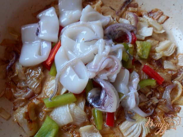 Спагетти с рыбой и кальмарами Спагетти с рыбой и кальмарами