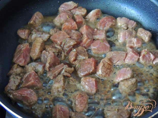 Мясо с овощами в картофельных блинах Мясо с овощами в картофельных блинах
