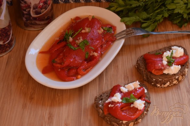 гостра закуска з болгарського перцю по-грецьки. як приготувати з фото