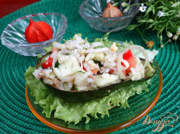 салат з авокадо і рисом. як приготувати з фото