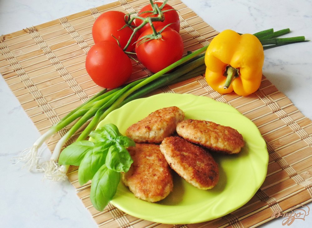 Куриные котлеты с кабачком Куриные котлеты с кабачком