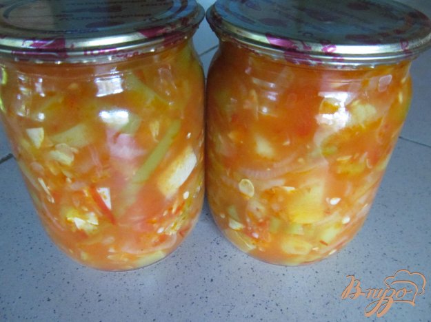 салат з кабачків з цибулею перцем а томаті на зиму. як приготувати з фото