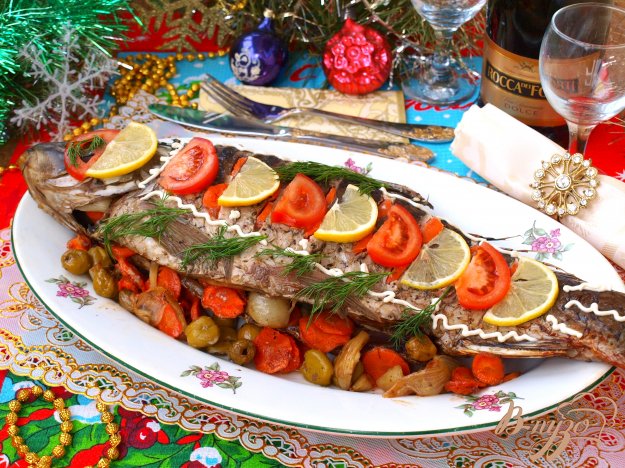 різдвяний короп запечений з овочами. як приготувати з фото