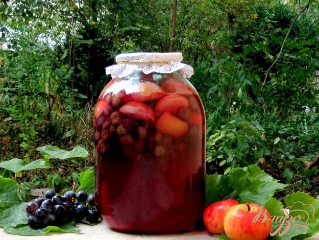 виноградно - яблучний компот.. як приготувати з фото
