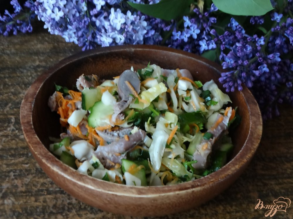Салат с курицей черносливом и виноградом рецепт с Салат с курицей черносливом и виноградом рецепт с