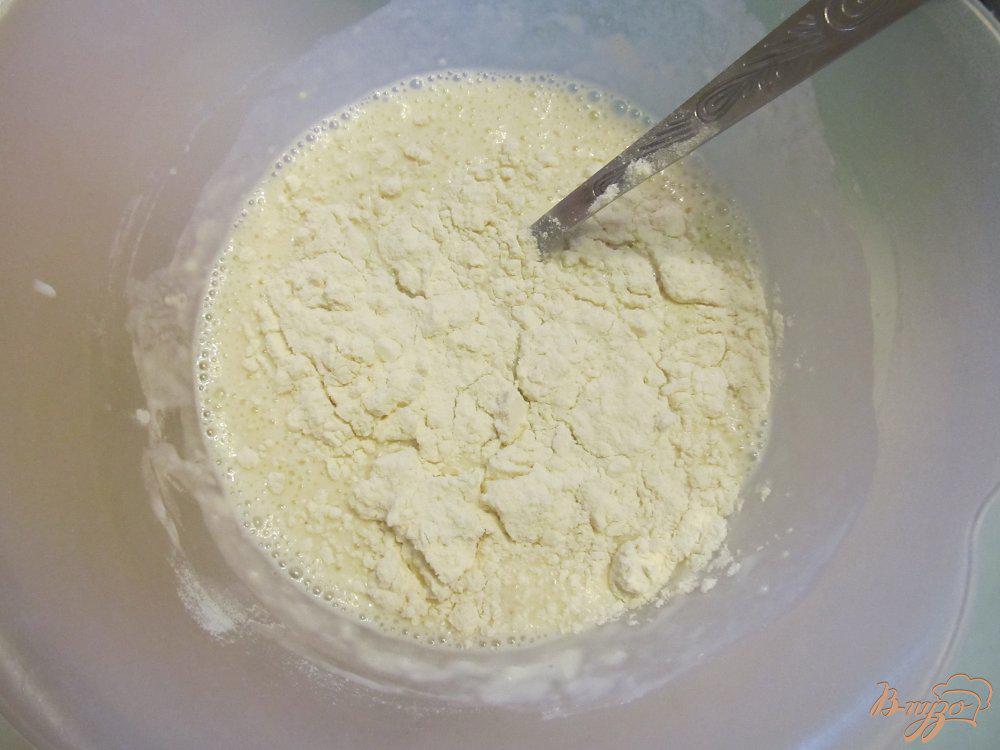 Мягкий творог для начинки блинов. Начинка для блинчиков из крема сливок с творожным сыром. Как приготовить творожную начинку для блинов. Творожные блины рецепт на сметане.