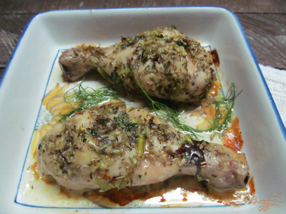 куриная кожа запеченная. рулетики в куриной шкурке. куриные крылья в коптильне. фаршированная коза курицы. куриная ножка запеченная без кожи.