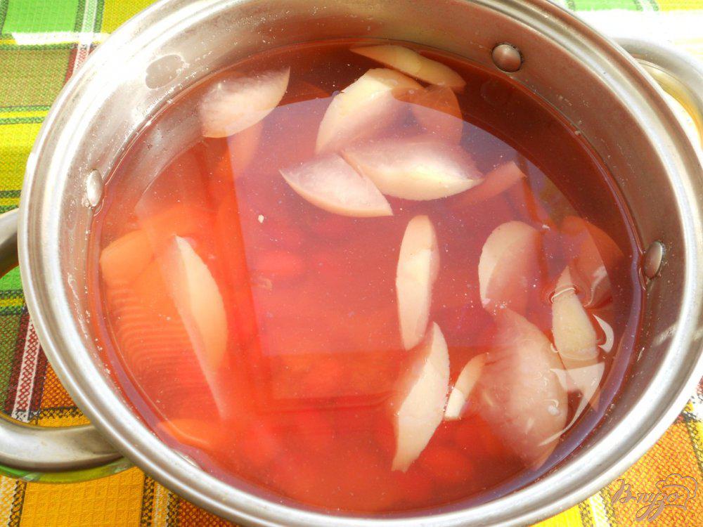 Компот из яблок в кастрюле. Как сделать компот в кастрюле. Компот обычный. Компот из сухофруктов. Как сделать компот в кастрюле.