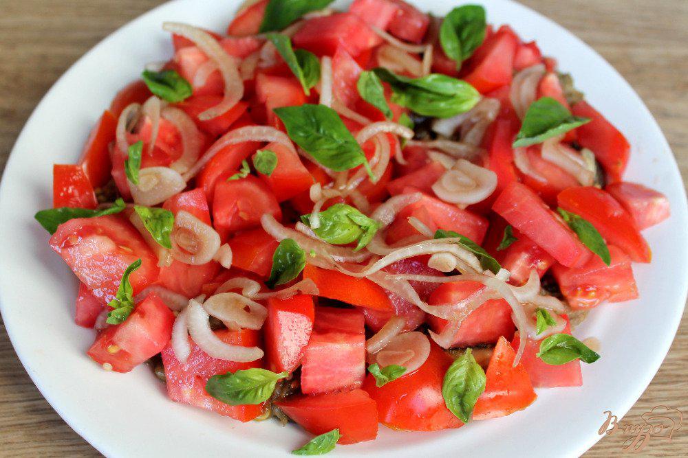 Очень вкусные салаты с помидорами