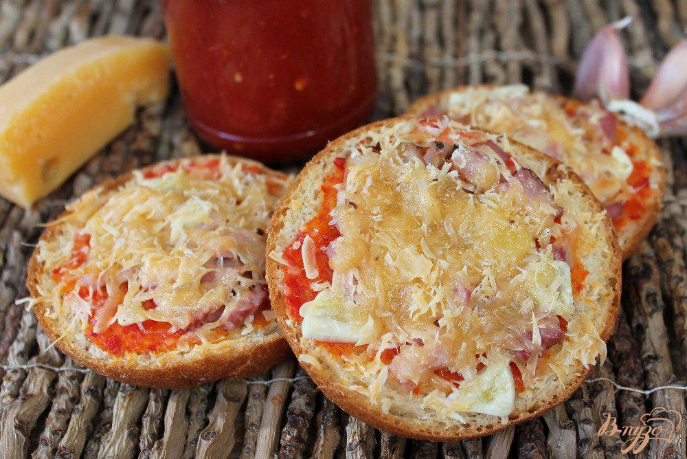 Горячие бутерброды с ветчиной, чесноком и сыром рецепты