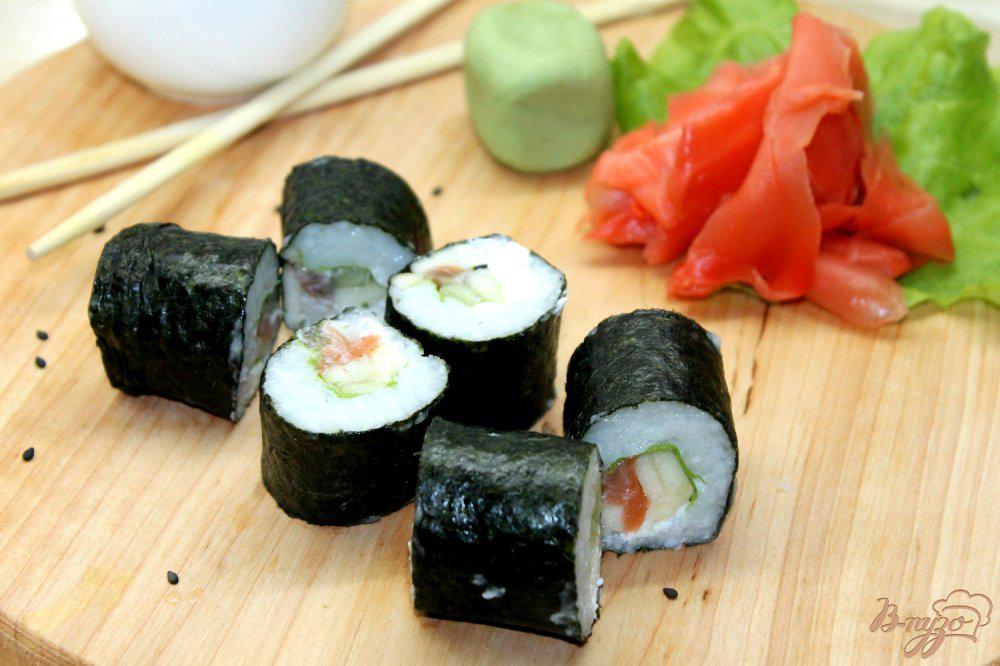 Открытый ролл. Ролл тунец биг ай. Открытый ролл. Роллы с трюфелем. Хонсю роллы.