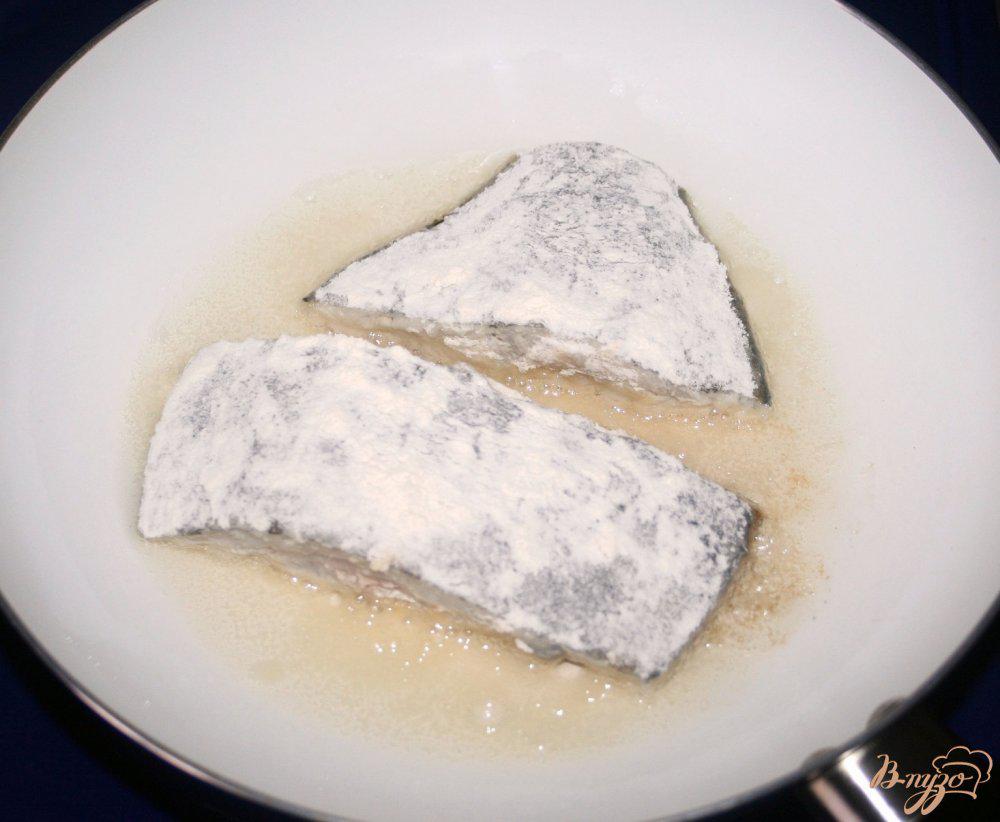 Камбала по корейски. Камбала жареная с рисом. рис с филе камбалы картинки.
