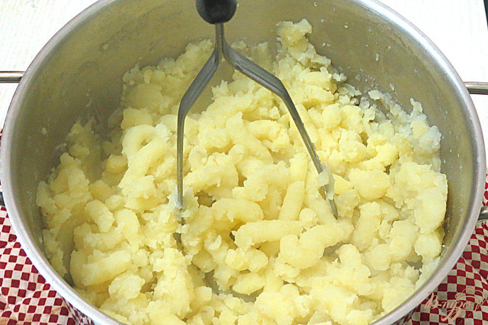 Чем разминать картофель для пюре . Фото. Как приготовить пюре пошаговый рецепт