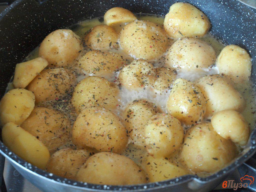 Картошку варить в холодной или горячей воде. Отварить картофель. Круглая картошка. Картофель в мультиварке. Вареный картофель в мультиварке.