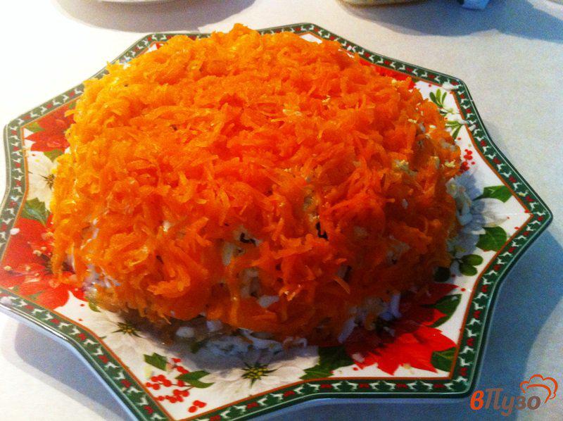 Салат из горбуши с черносливом и орехами