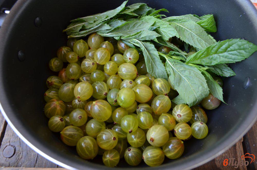 Вкусное варенье из крыжовника. Крыжовниковый конфитюр. Варенье из крыжовника. Крыжовник варенье. Королевское варенье из крыжовника.