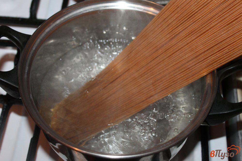 Как варить спагетти в кастрюле на воде. Как сварить спагетти в кастрюле в подливке.