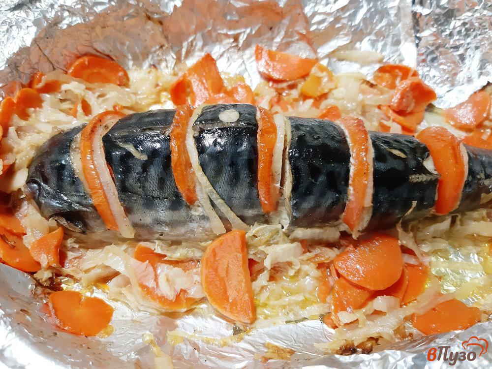 Скумбрия с морковкой и луком в духовке в фольге рецепт с фото с