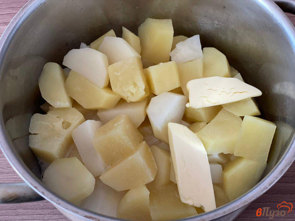 Шампиньоны с картошкой пюре рецепт. Протертый картофель. Какая картошка для жарки. Картофель жаренный с грибами и луком.