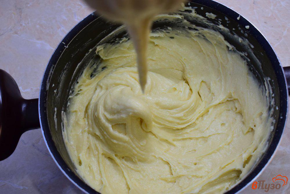 Густое тесто. Густое тесто. Тесто для коржей медовика. Вязкое густое тесто. Вязкое тесто.