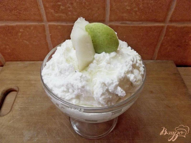 Квас из моченых груш. Вареная груша со сливками. Яйца в вине. Груша со взбитыми сливками и орехами. Груша со сметаной.